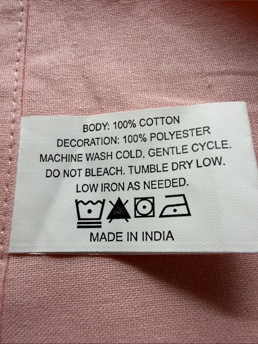 Pink Set of 100% Cotton 4 Lace Trimmed Dinner Napkins made in India.